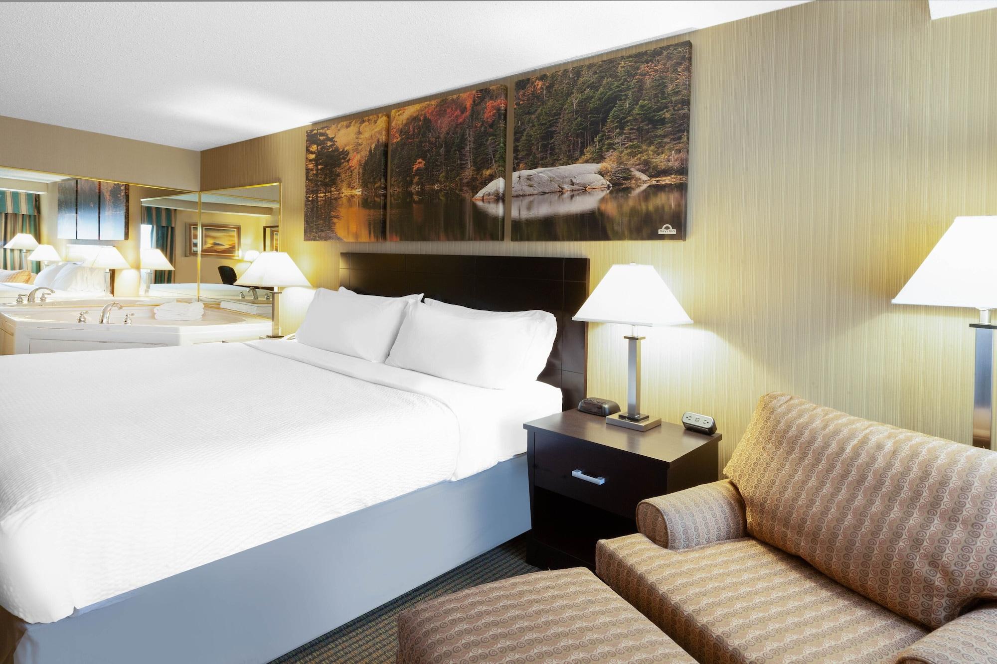 Days Inn By Wyndham Plattsburgh Bagian luar foto