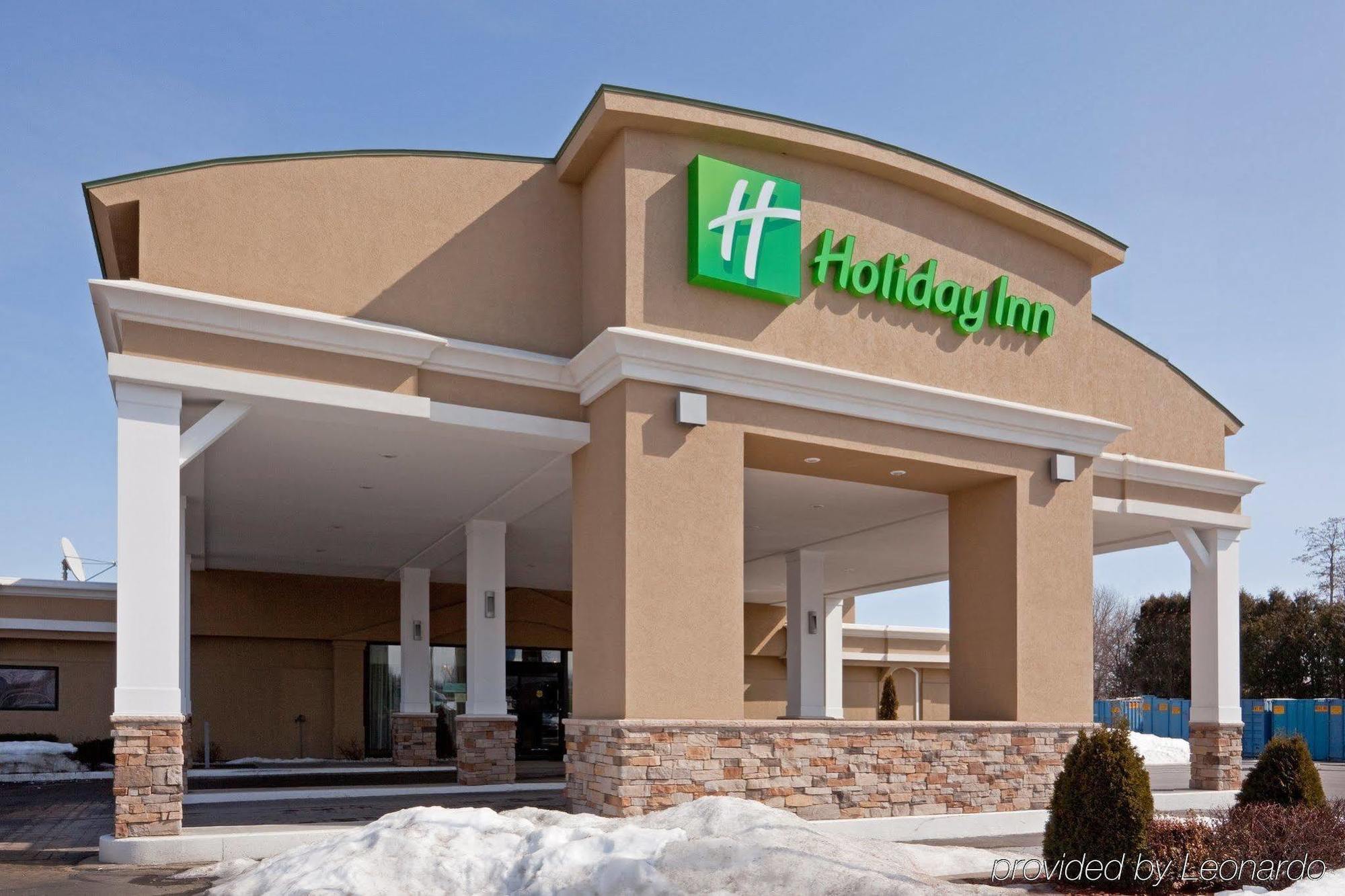 Days Inn By Wyndham Plattsburgh Bagian luar foto